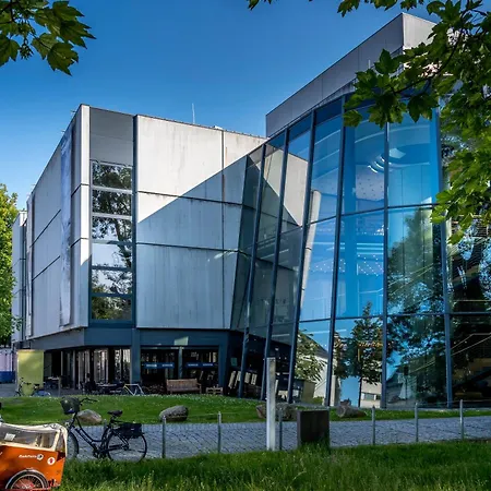 Modernes Im Kaiserkiez *