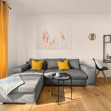 Modernes Im Kaiserkiez Apartment