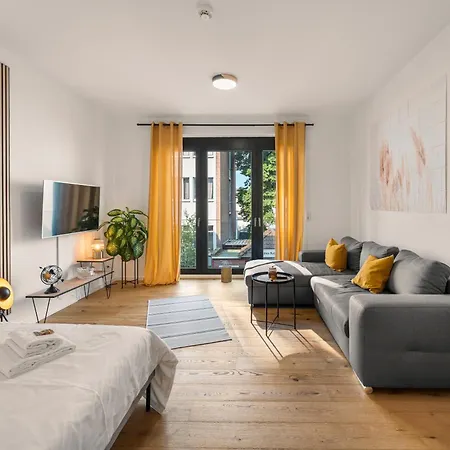 Modernes Im Kaiserkiez Apartment