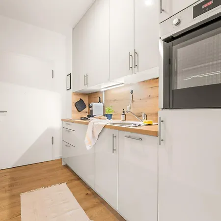 Modernes Im Kaiserkiez Apartment *
